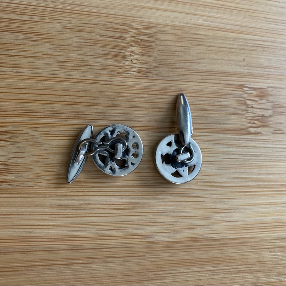 Vintage antique silver fleur de lis cuff links - Picture 2 of 3